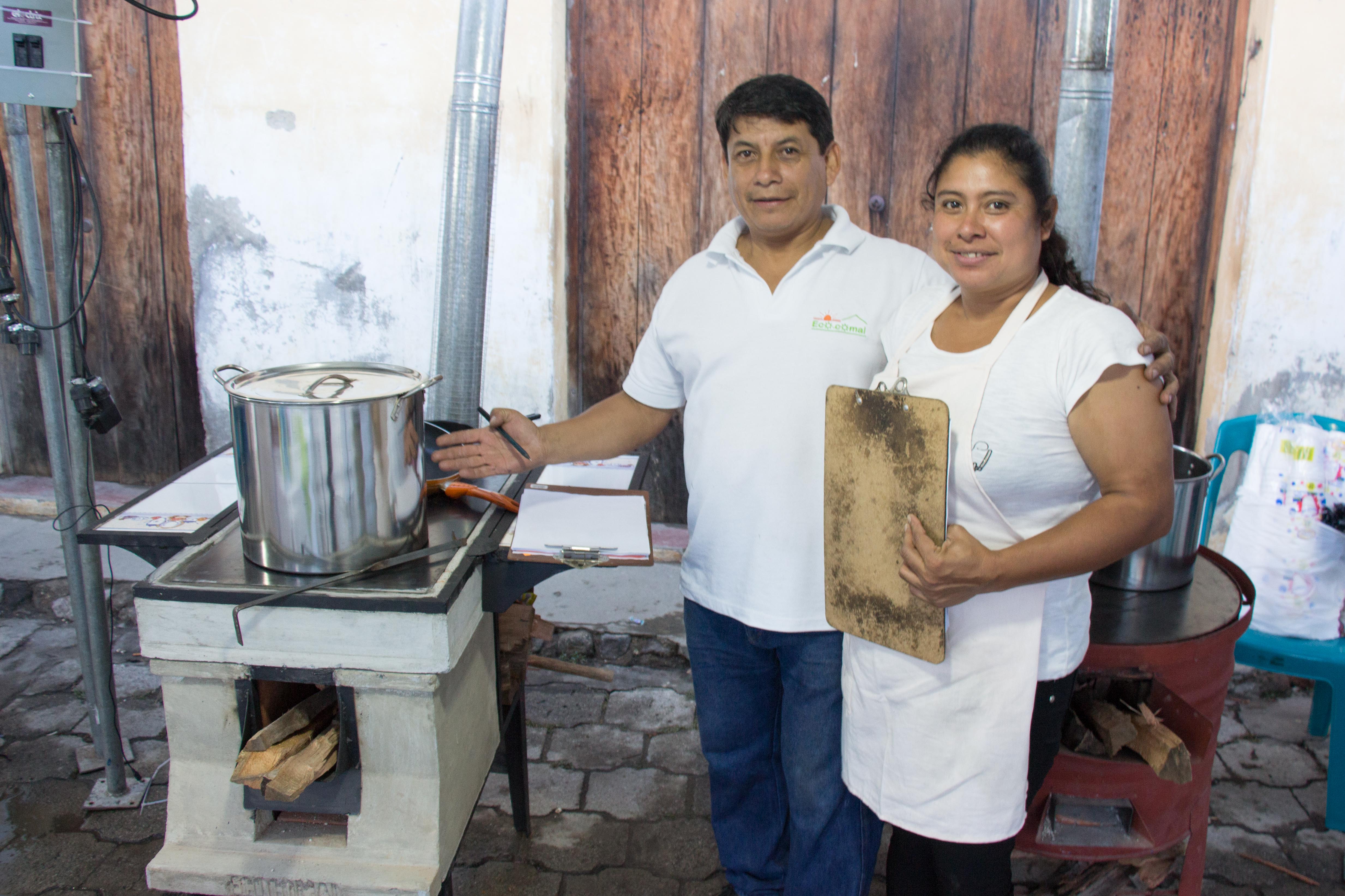 http://cleancookstoves.org/images/data/IMAGE/photo/000/000/600-1.JPG